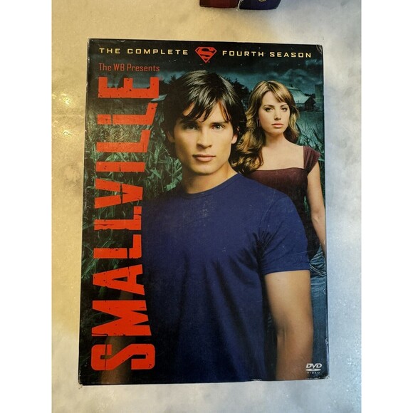 Smallville DVD Seasons 2,4,5,and 6 - Picture 3 of 7